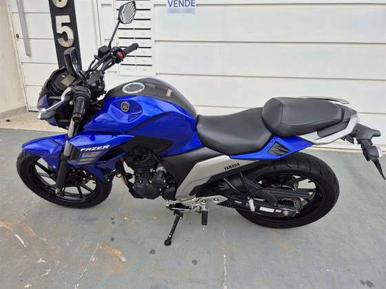YAMAHA FZ25 FAZER ABS 